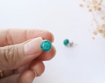 Recycled glass small stud earrings, fused glass, upcycled windows glass, Repurposed Glass Jewelry, glass stud, green glass earrings handmade