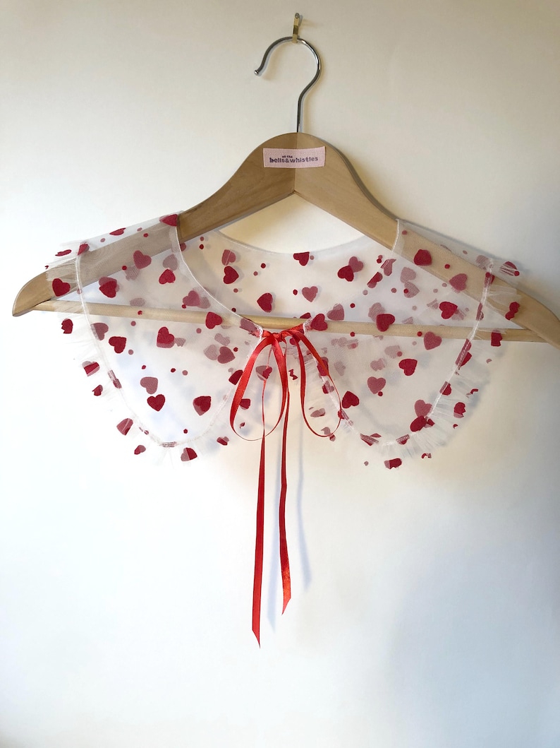 Red Heart Tulle removable collar