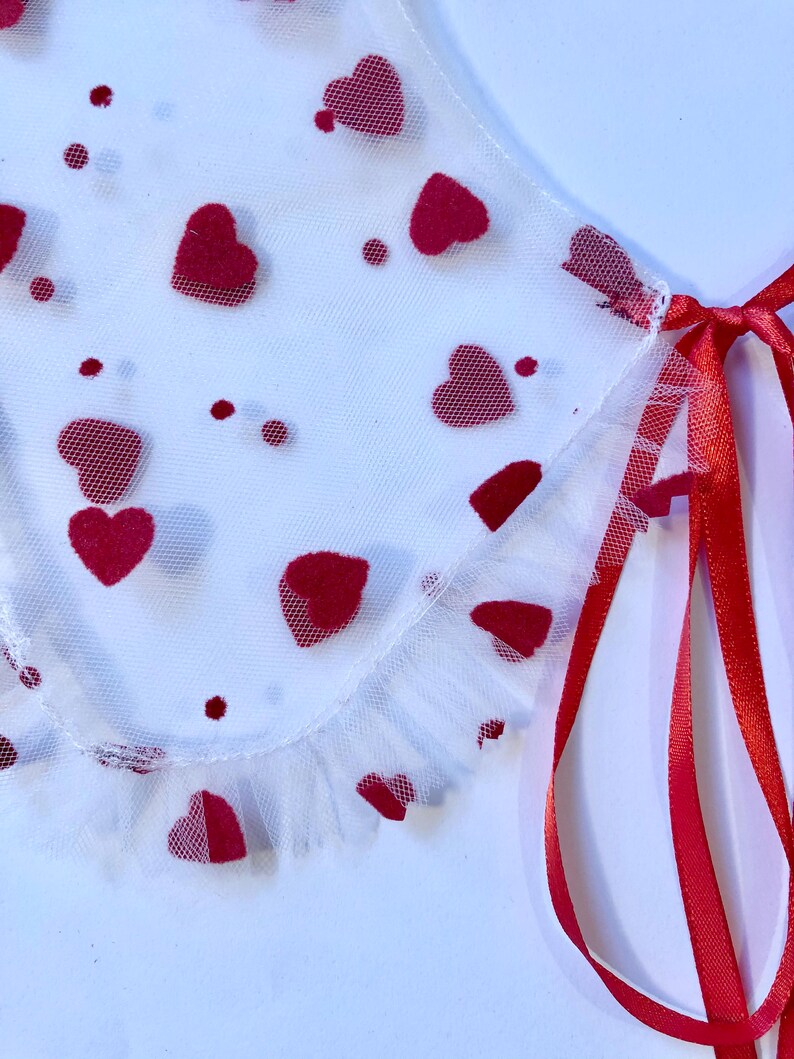 Red Heart Tulle removable collar