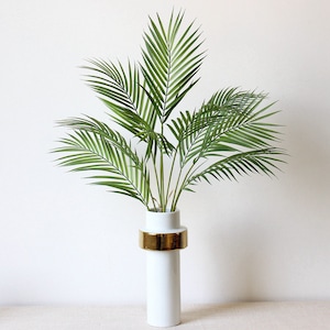 Artificial Areca Palm Leaf Fake Tropical Plant in Floor Vase Arrangement Wedding Party Floral Decor Material Foliage Pick for Outdoor Garden