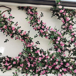 Nachlaufende Rosenrankengesteck, Künstliche Kletterblume, Wandbehang mit Knospe, Üppiger Blatt Rustikaler Garten floral, Hochzeit Bogen Dekoration