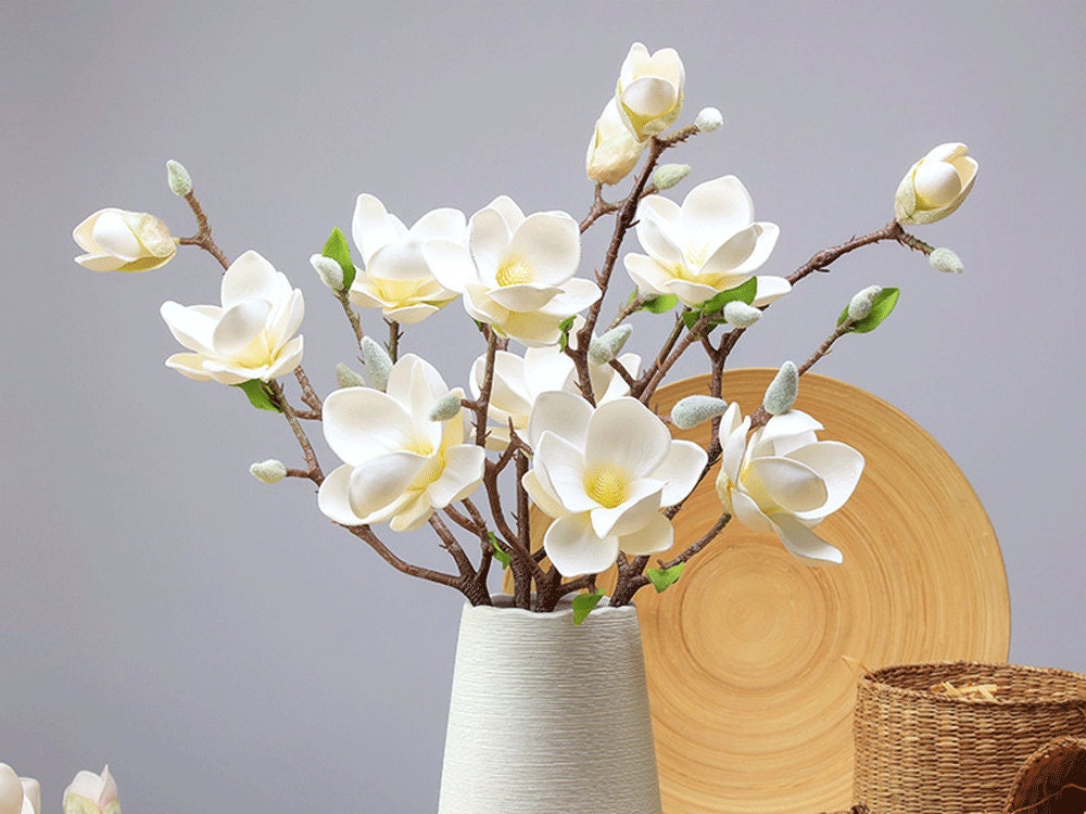 1pc Artificial Magnolia Flowers, Plastic Fake Flower Stems, Suitable For  Wedding, Party, Festival Decoration