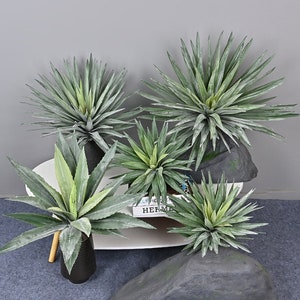 Artificial Agave Plant, Agave Sisalana Crafts, Tropical Greenery, Artificial Flowers, Home Floral Decor, Indoor Outdoor Plant Arrangement