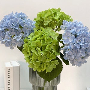 Real Touch Hydrangea with Foliage, Artificial Flower Crafts for Bridal Bouquets, Home Floral Decor,Wedding Arrangement, Party Centerpieces
