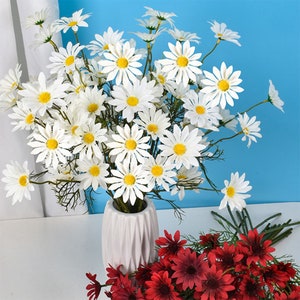 Artificial Daisy Flower Stem with Leaf, Fake Chamomile and Foliage, Faux Chrysanthemum, Wedding Party Floral Decor, Home Blossom Arrangement