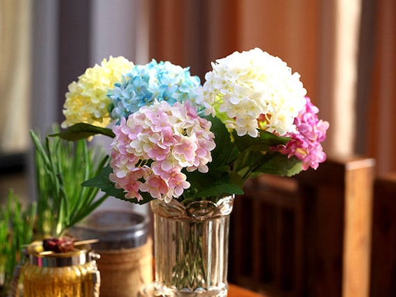 FagusHome 30 teste di ortensie artificiali in seta, fiori e steli, ortensie finte, per la decorazione della casa e del matrimonio (rosso