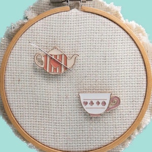 Tea & Biscuits Magnetic Needle Minder