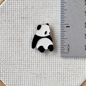 Panda bear magnetic needle minder – cute enamel accessory for cross stitch, embroidery, and needlepoint – adorable animal themed stitching gift for panda lovers.