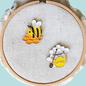 Honey Bee Enamel Needle Minder, Fridge Magnet, Magnetic Lapel Pin, Needle Nanny, Cross Stitch Magnet, Embroidery Magnet