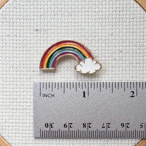 Rainbow Enamel Needle Minder