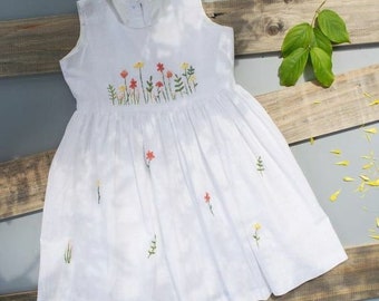 Robe de filles en lin, robe en lin sans manches florale brodée, robe en lin pour filles naturelles, robe en lin d’été pour bébés filles, robe en lin pour tout-petits