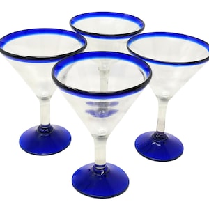 Hand Blown Glassware – Set of 4 Mexican Hand Blown Modern Margarita Glasses - Blue Rim (12 oz)