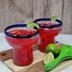 Dos Sueños Set Of 4 Hand Blown Mexican Margarita Glasses - 16 Oz Confetti Rock Design, Recycled Glass-527214