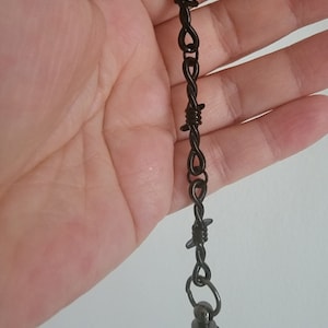 Barware dubrase chain shoe charm. Black shoe chain. Wire chain charm. Punk rock shoe decor Chain metal.