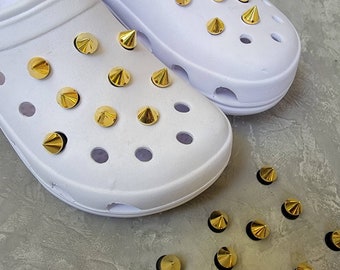 Golden shoe charms. Spikes croc charm. Shoe charm. Shiny golden spike Charm Set 8, 10, 26 pcs. Light Gold plastic short cone spikes.