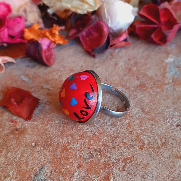 Anillo grande de madera, anillo pintado a mano, anillo rojo, anillo cabujón, anillo original para mujer, anillo grande ajustable para ella