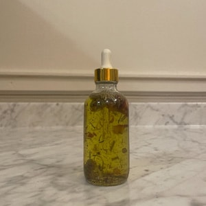 THE NAKED YONI oil