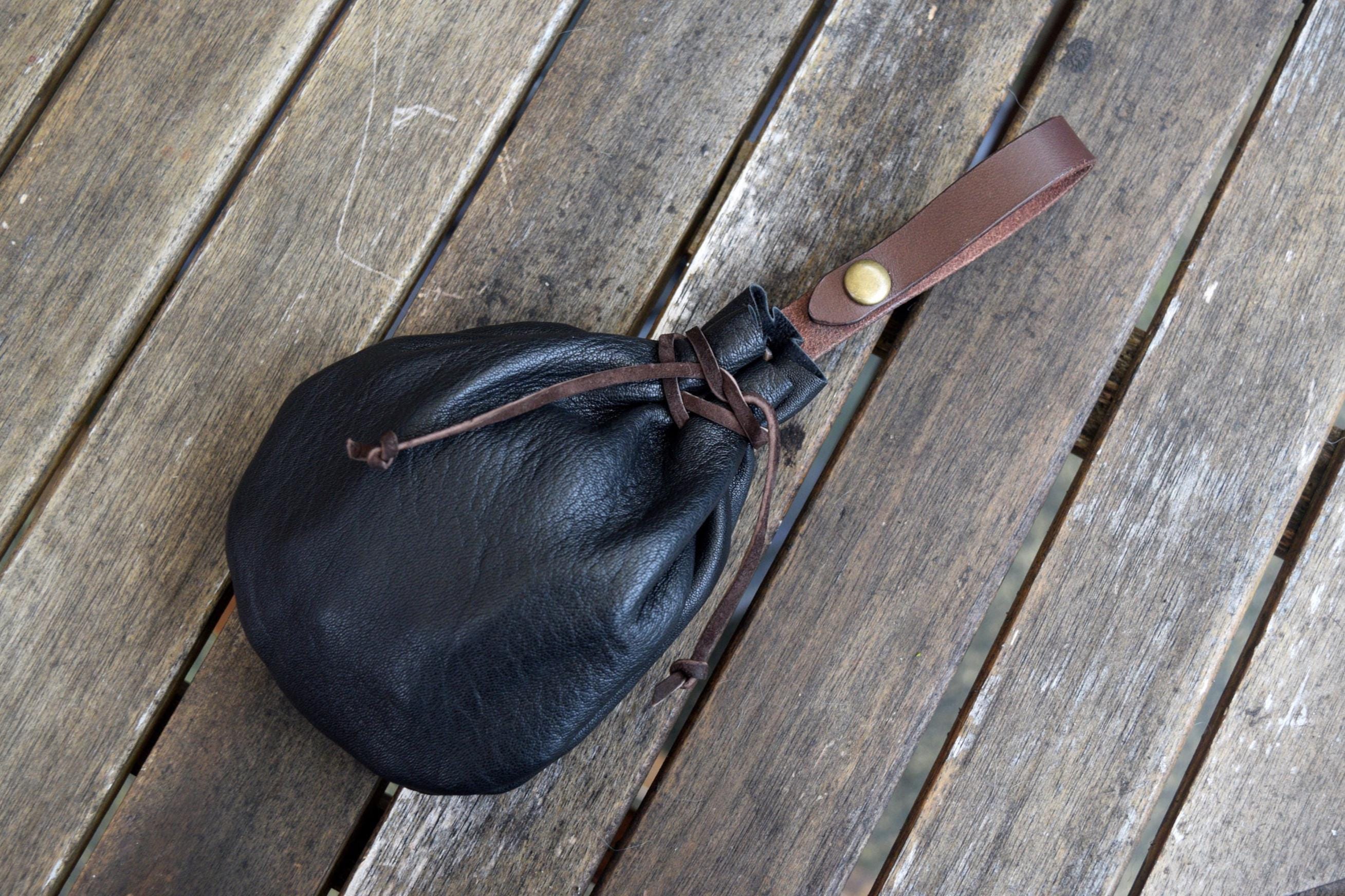 DRAWSTRING POUCH WITH CHAIN STRAP TEMPLES OF DENDARA main image 1