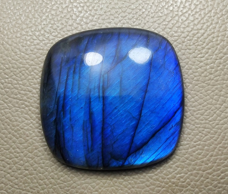 AAA+Quality Natural 53mm Cushion square Labradorite Gemstone Beautiful Labradorite Gemstone For Healing To Make Jewellry Use For Pendant
