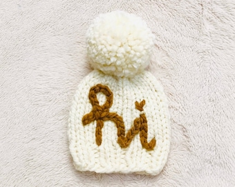 Hi Chunky Knit Hat with Cursive Embroidery, Newborn, Knit, Baby, Beanie, Baby Shower Gift, Newborn Beanie, Baby Announcement, Gender Reveal