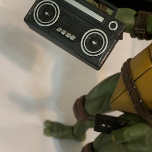 Boombox Radio Cassette Player with 3 Cassette Tapes Miniature 1:12 Scale For Action Figure