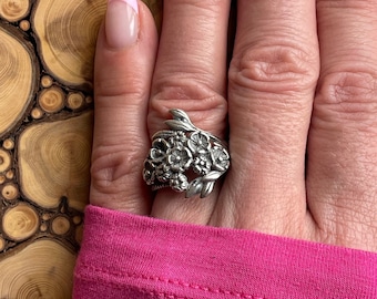 925 Sterling Silver Oxidized Flower Ring, Poppy and Daisy Ring, Multi Flower Ring, Artisan Ring,  Durable Handcrafted  Unique Ring for her