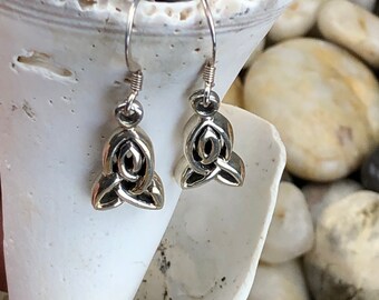 Pure 925 Sterling Silver Celtic Earrings, Simple Earrings, Irish Earrings, Celtic Knot, Handcrafted, Claddagh, Great Gift for her