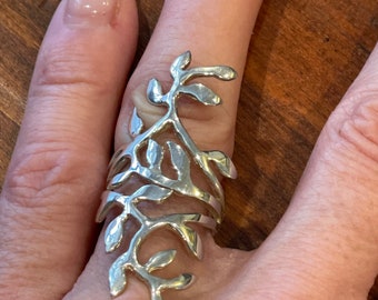 925 Sterling Silver Open Vines Silver Ring, Cigar Band. Long Ring, Statement Ring, Unique, Full Finger, long ring for her