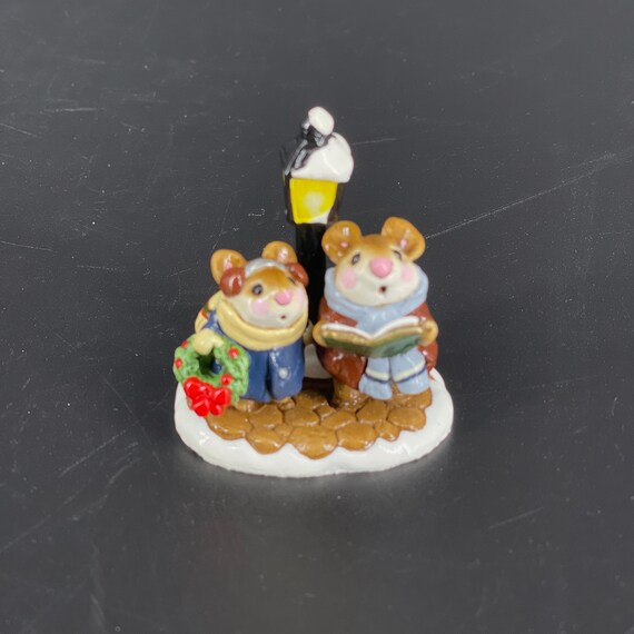 Wee Forest Folk「Lamplight Carolers」﻿ Wee Forest Folk LAMPLIGHT CAROLERS M-86, 1982 Christmas Caroling