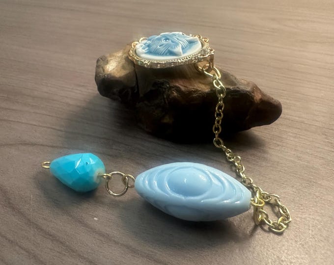 Blue Cat Cameo Dowsing Pendulum: Pocket Spiritual Tool
