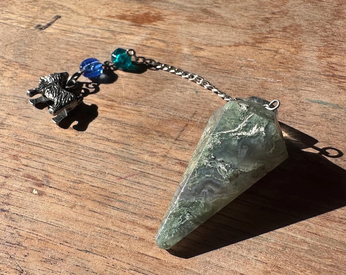 Green Eyed Moss Agate Vintage Scottie Dog Dowsing Pendulum | Divination Spiritual Tool