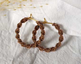 Boucles d'oreilles bohèmes « Pisa » | Créoles en macramé | Bijoux en macramé | Créoles colorées