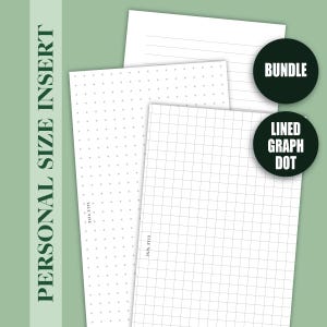 Può includere: Un pacchetto di inserti di carta in formato personal con tre stili distinti: a righe, a punti e a quadretti. Ogni foglio bianco mostra linee a griglia o punti neri. Il testo "PERSONAL SIZE INSERT", "BUNDLE" e "LINED GRAPH DOT" è visibile.