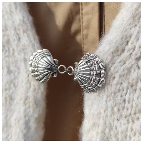 Shells clip for cardigan, silver shawl pin, cinch clip, scarf clip custom, beautiful brooch, sea lover gift, great gift for grandma, Xmas