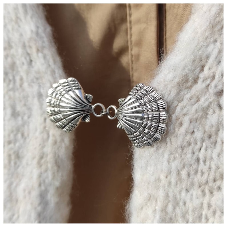 Shells clip for cardigan, silver shawl pin, cinch clip, scarf clip custom, beautiful brooch, sea lover gift, great gift for grandma, Xmas image 1