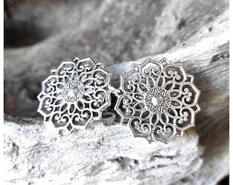 Sweater clips art, sweater brooch, sweater pin, silver brooch in form of carved mandala, cardigan closer, accessory for women, cinch clip