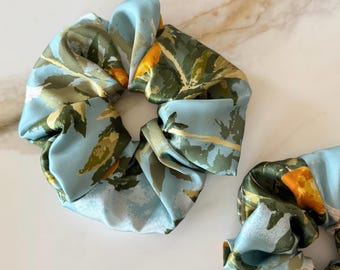 22 Momme Mulberry Silk Scrunchie, Floral Hair Tie, Handmade Hair Elastic