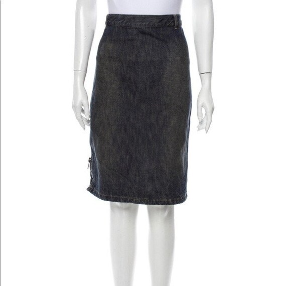 Gucci by Tom Ford 2001 Denim Skirt - image 1
