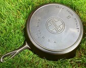 BEAUTIFUL Griswold 9 Large Block Logo Cast Iron Skillet w Heat Ring, (1920-30s)