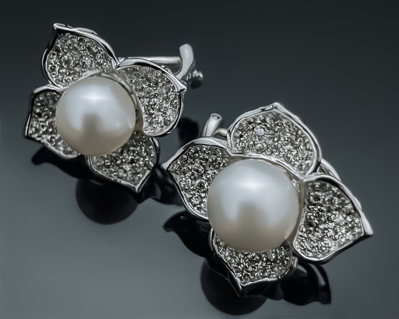 Diamond Pearl Earrings,18K White Gold Earrings