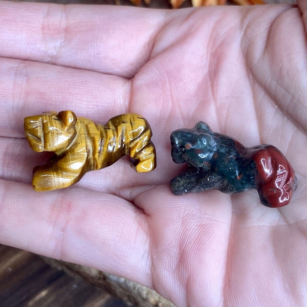 Mini Crystal Tiger, crv350, Tiny Tiger's Eye Tiger, Bloodstone Tiger, Rose Quartz Tiger