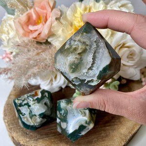 Moss Agate Diamond, Crystal Pyramid, twr402, Double Terminated Point