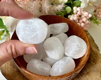 Selenite Tumble, Crystal Tumbles, Satin Spar, tmb124