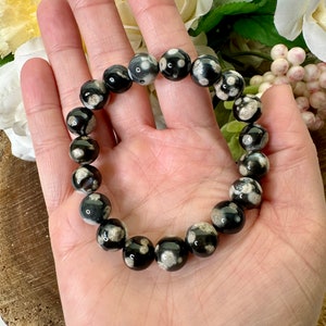 Orca Agate Bracelet, Crystal Bracelet, Bead Bracelet 10mm, Black and White Agate Bead Bracelet