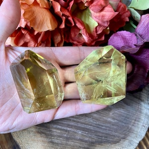 Citrine Freeform, shp220, Crystal Freeform, Smoky Citrine Freeform