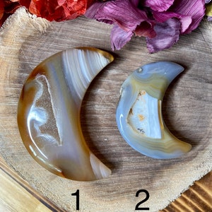 Druzy Agate Moon Carving, crv282, Crystal Moon, Crystal Carving