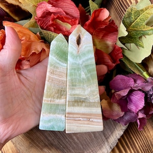 Kiwi calcite - Etsy 日本