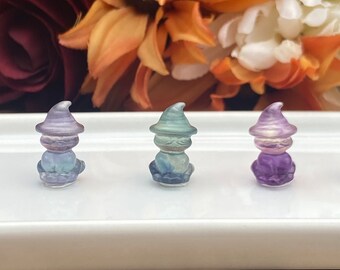 Rainbow Fluorite Cat with Witch Hat, crv101, Crystal Cat Carving, Tiny Crystal Kitten, Mini Fluorite Cat