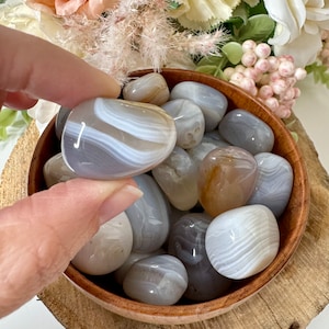 Caída de ágata, Ágata caída, Caídas de cristal, tmb138
