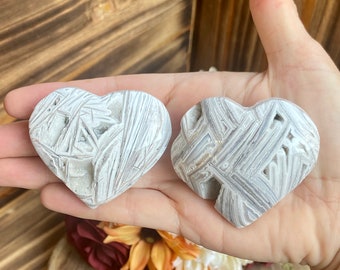 White Mexican Lace Agate Heart, shp132, Crystal Heart